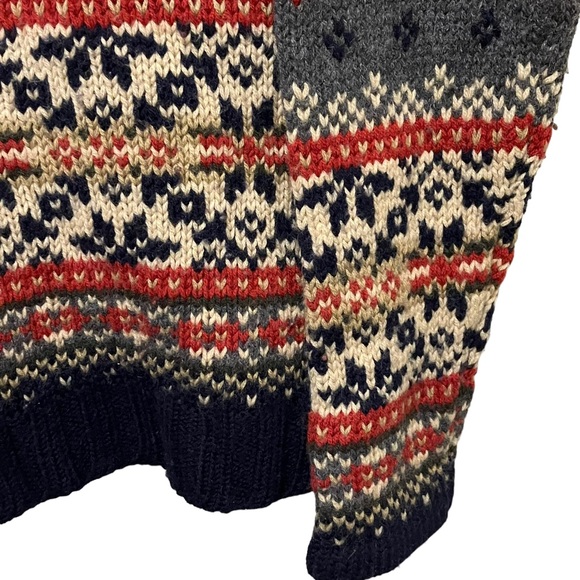 Vintage Abercrombie & Fitch Wool Fair Isle Knit Sweater with Chain Detailing - Picture 3 of 10